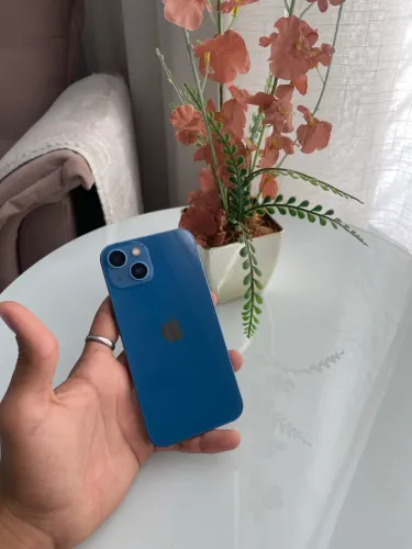 iPhone 13 - 128GB