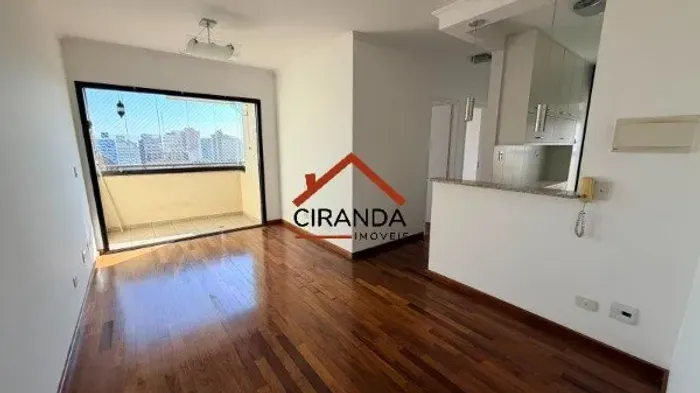 Apartamento com 2 Quartos na Frei Caneca - Andar Alto e Vista Livre e 1 Vaga.