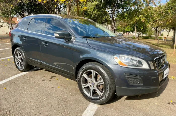 Volvo XC 60 3.0 AWD 5P 2011