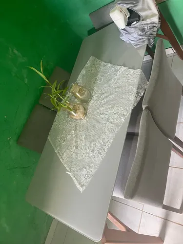 Mesa para jantar de 6 cadeiras