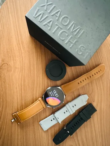 Xiaomi Watch S1 - Smartwatch Premium | Excelente Estado | Kit Completo