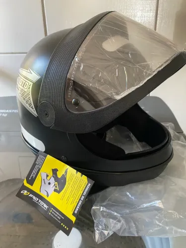 Capacete novo 