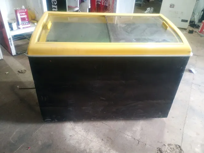 Freezer horizontal metalfrio 400 l entrego