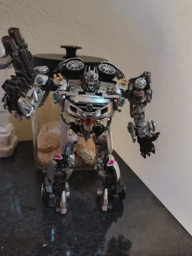 Transformers boneco soundwave masterpiece k.o