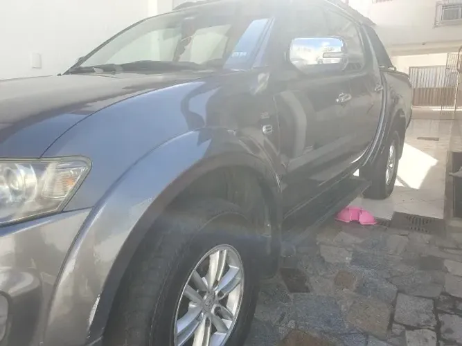 Mitsubishi L200 Triton HPE 3.2 CD TB Int.diesel AUT 2015