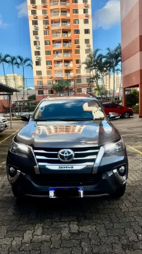 Toyota Hilux SW4 SRX 4X4 2.8 TDI 16V Dies. Aut. 2016