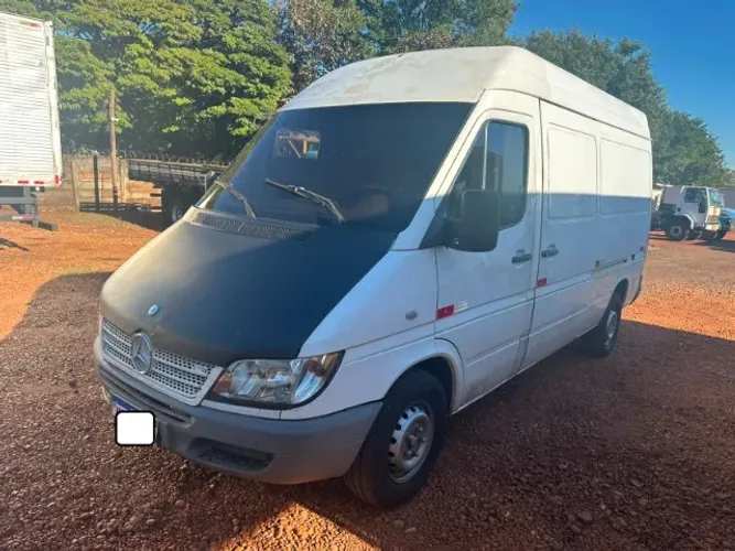 Sprinter 313 4x2 ano 2005/2006 Furgão Teto Alto
