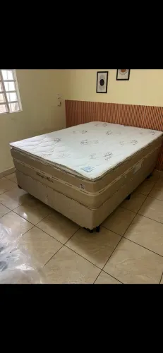 Cama Queen PARCELAMOS SEM JUROS