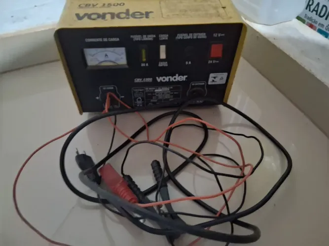 Carregador de bateria vonder 