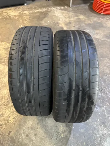2 Pneus 235/50R18 Dunlop Sport Maxx GT Run Flat