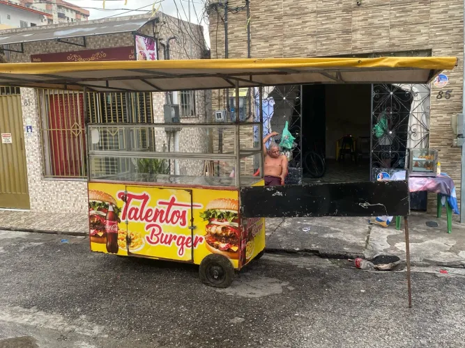 CARRO DE LANCHE COM EXTENSÃO PARA POR CHAPA E COBERTURA!