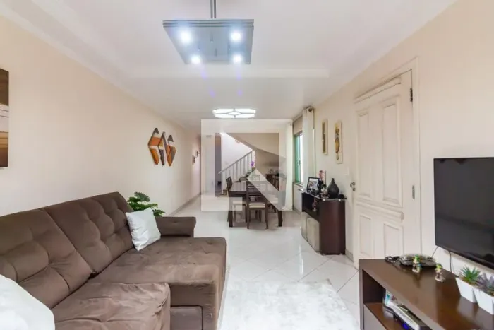 Casa à Venda - Vila Yara, 3 Quartos, 220 m2
