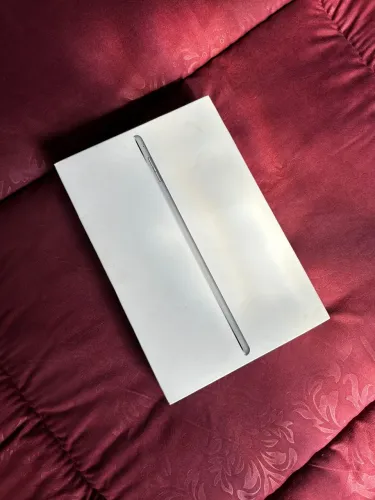 Ipad mini 4 - 128 GB Cinza espacial 