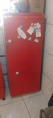 Geladeira usada funcionando perfeitamente