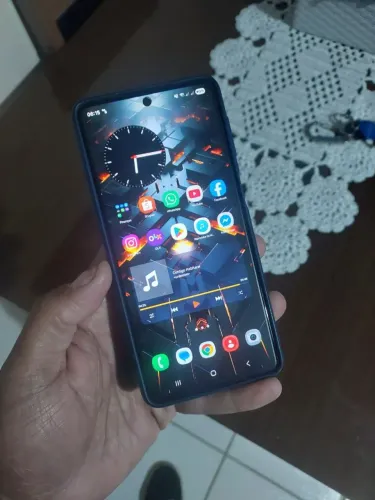 Samsung m53 vendo ou troco
