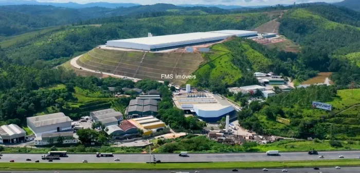Galpão Comercial de 5.276 m² para Locação em Cajamar-SP, Bairro Roseira (Jordanésia) - 1 S