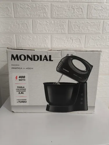 Batedeira mondial NOVA - LACRADA
