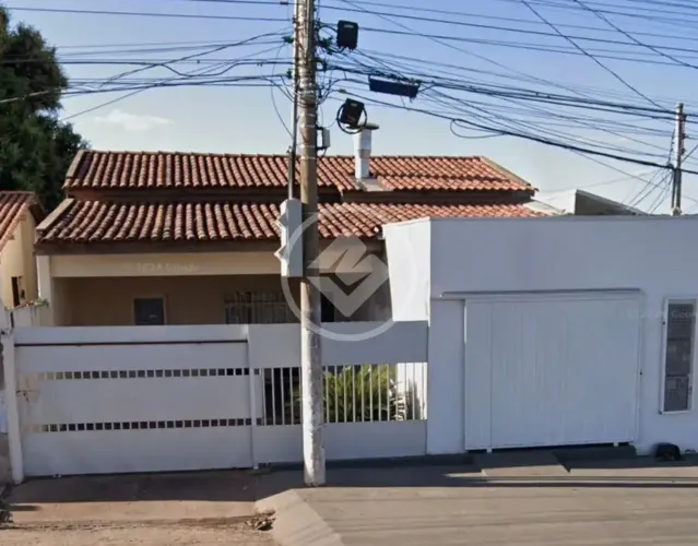 Casa na Avenida das Torres - Jardim Universitário codigo: 267927