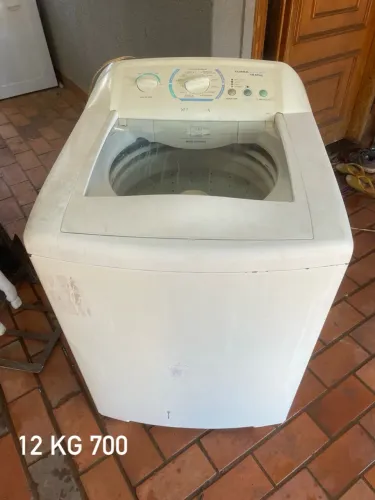 Máquina de lavar roupa revisada 