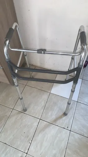 Andador Ortopédico OPORTUNIDADE