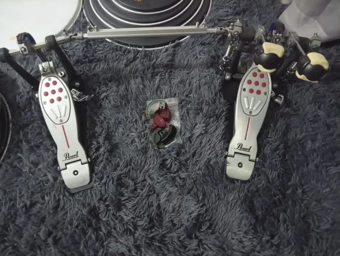 Pedal Pearl Headline