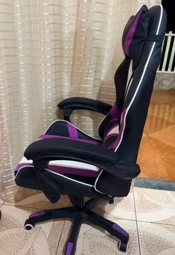 Vendo essa cadeira gamer nova