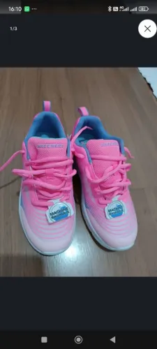 Tênis skechers infantil número 32