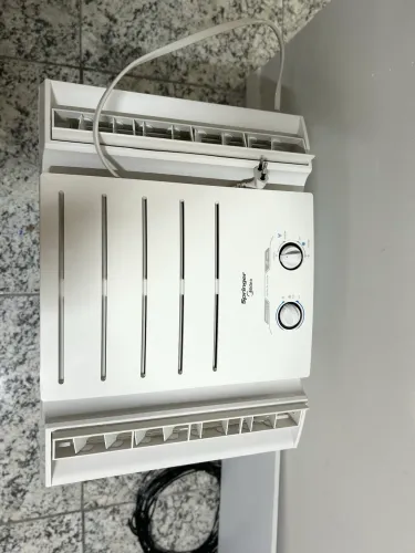 Vendo Ar Consicionado springer
