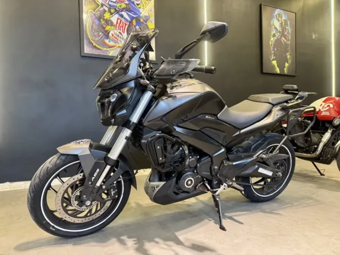 BAJAJ DOMINAR D400 T