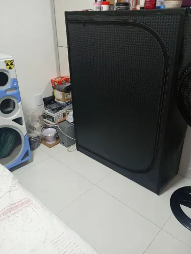 Vendo essa sapateira
