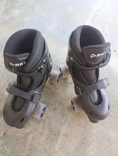 Patins com regulagem do 33 ao 36