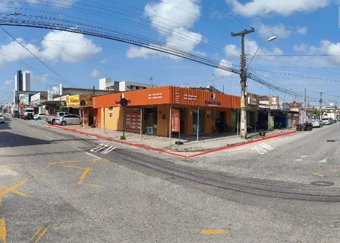 Área comercial na melhor avenida do bairro da Torre