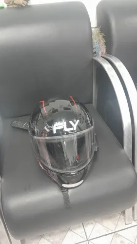 Capacete