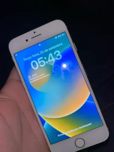 iPhone 8
