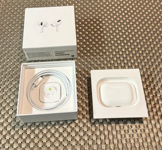 AirPods Pro 1