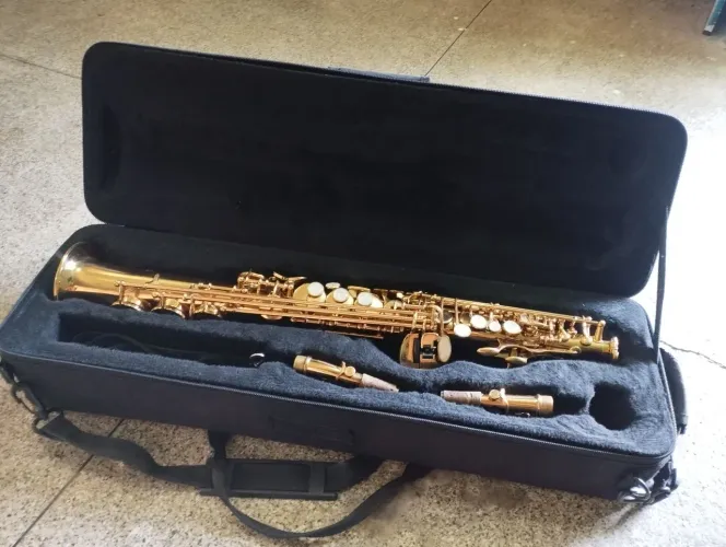 Saxofone Soprano Reto Winner