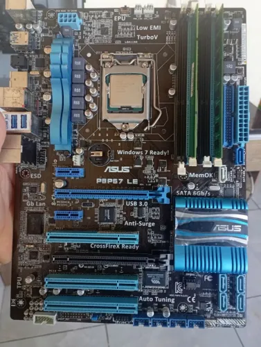 Kit intel core i3 de terceira geração 8 gb ram e placa de vídeo GT 710 2 gb