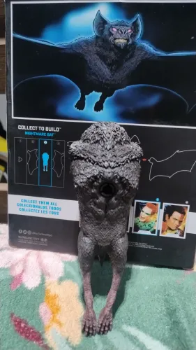 McFarlane Toys Nightmare Bat - Batman Baf