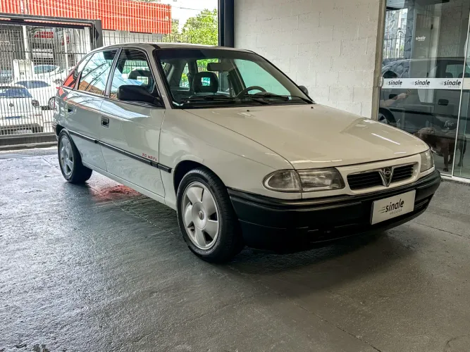 Chevrolet Astra GLS 2.0 MPFI 1995