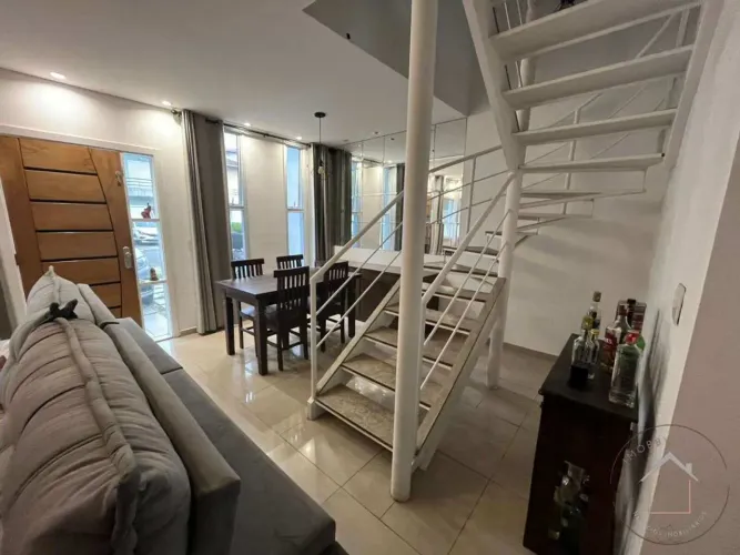 Casa geminada à venda em Cotia, Jardim Rebelato, com 3 quartos, 130m²