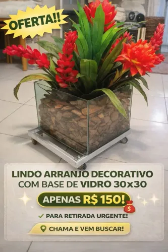 ? Arranjo Decorativo em Cachepô de Vidro - Lindo e Imponente!<br>? Medida do vaso: 30x30