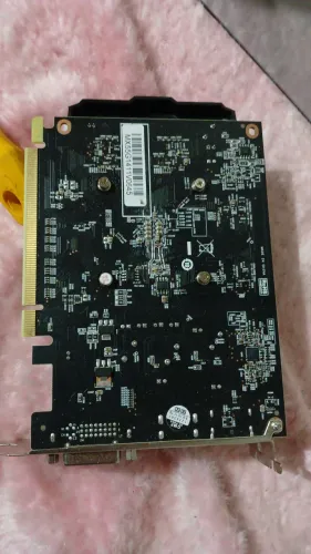 RX550 4GB (SEMI-NOVA)