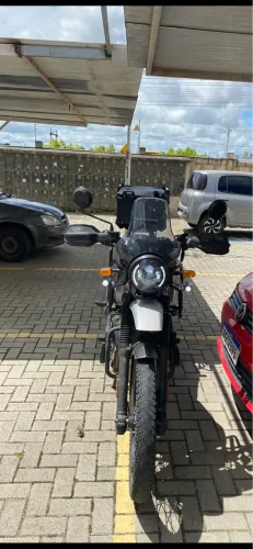 Himalayan 411 equipada