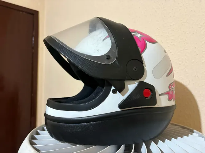 Capacete Feminino Seminovo / Estampado
