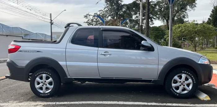 Fiat Strada Freedom 1.4 Flex 8V CD 2019