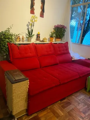 Sofá retrátil 3 lugares vermelho!