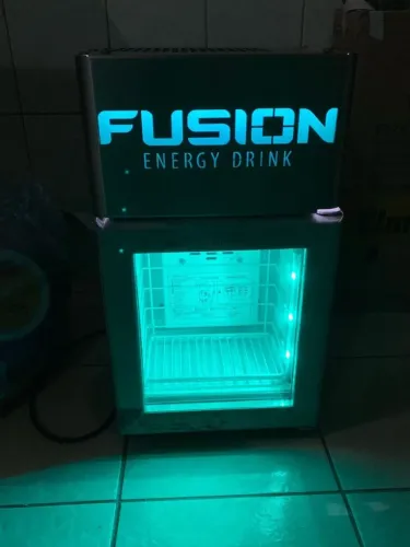 Frigobar fusior energy drink