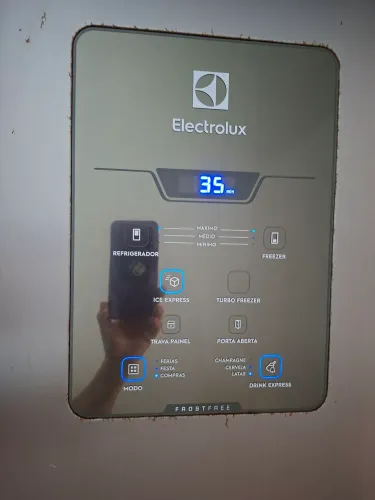 Vendo geladeira eletrolux md84x que não está gelando