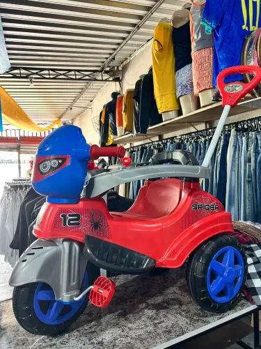Carrinho passeio triciclo homem aranha