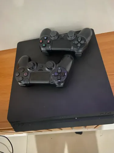 Ps4 seminovo completo 1 tera